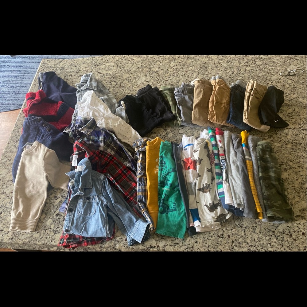 3T boys lot - 33 articles of clothing